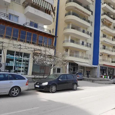 Dimitris Himara's